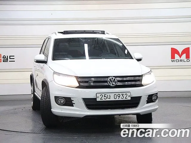 Volkswagen Tiguan 2.0 TDI R- 5N