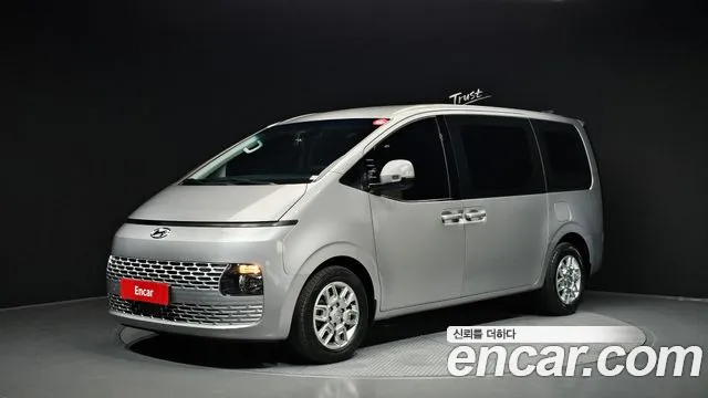 Hyundai Staria 5