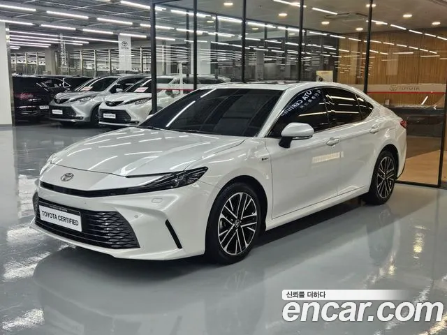 Toyota Camry (XV80) 2.5 XLE Hybrid