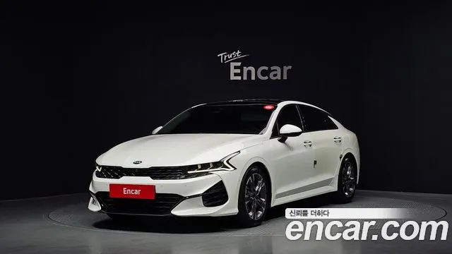 Kia K5 III 1.6 Turbo Signature