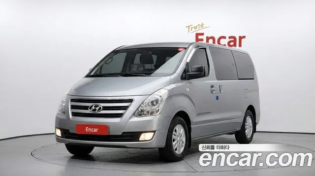 Hyundai Grand Starex 12