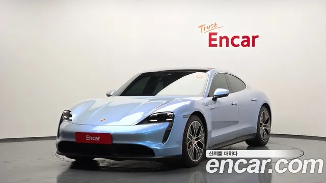 Porsche Taycan 4S