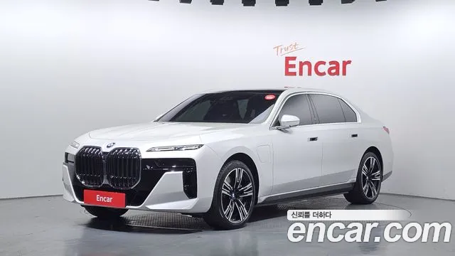 BMW 7 (G70) 750e xDrive M