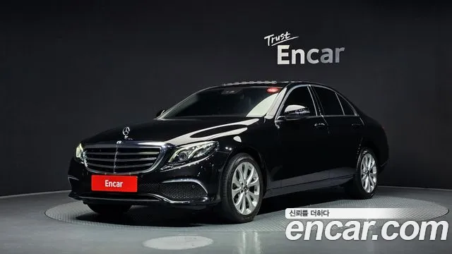 Mercedes-Benz E- W213 E220d 4MATIC Exclusive