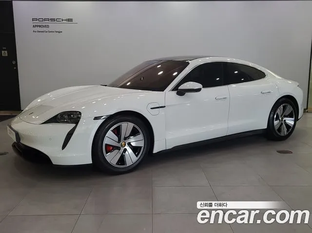 Porsche Taycan 4S