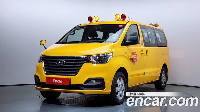 Hyundai The New Grand Starex 4WD
