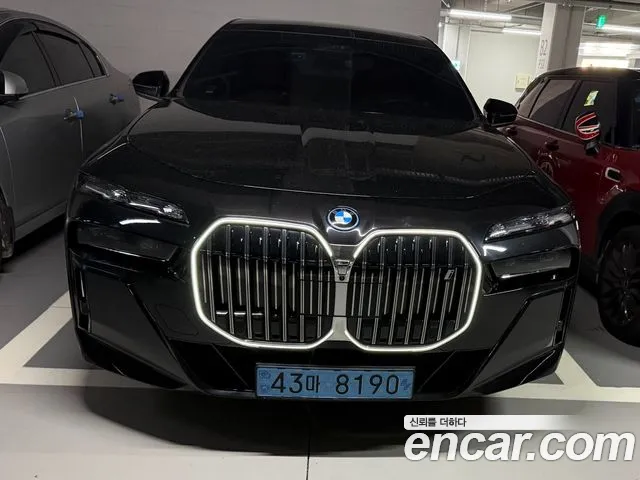 BMW i7 (G70) xDrive 60 M