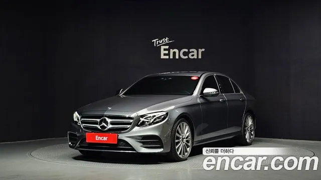 Mercedes-Benz E- W213 E300 4MATIC AMG Line
