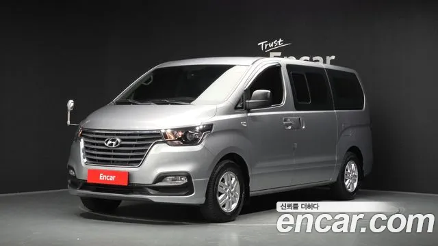 Hyundai The New Grand Starex 5