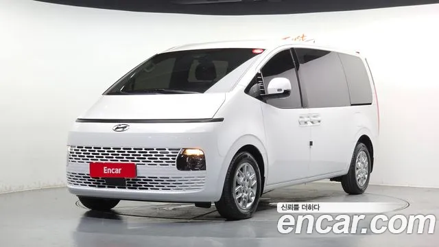 Hyundai Staria 5
