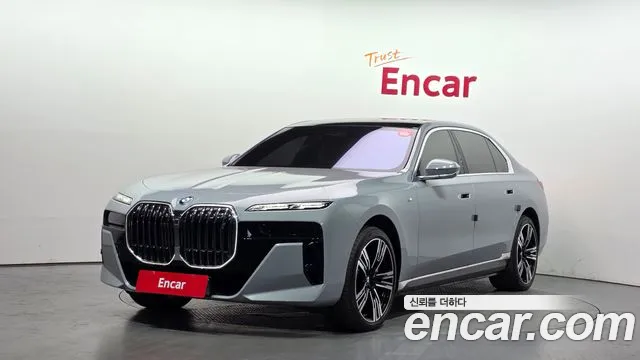 BMW i7 (G70) xDrive 60 M