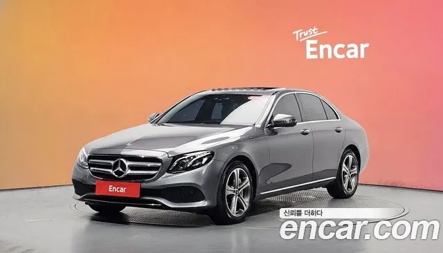 Mercedes-Benz E- W213 E300 4MATIC