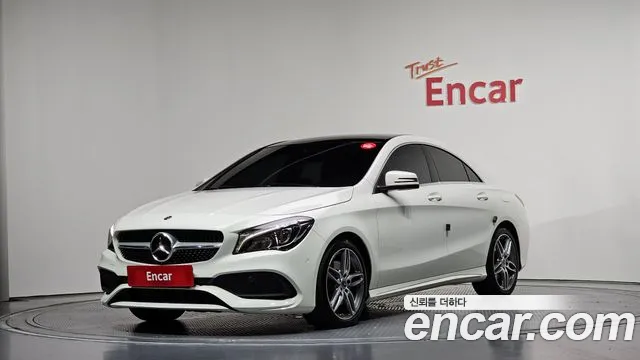 Mercedes-Benz CLA- C117 CLA220 AMG Line