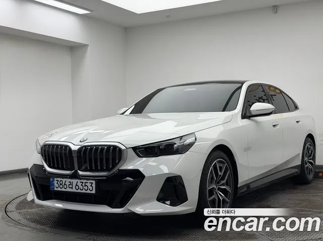BMW 5 (G60) 520i M