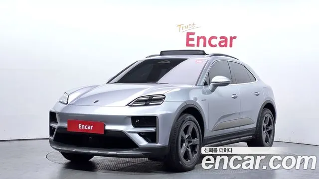 Porsche Macan EV Turbo