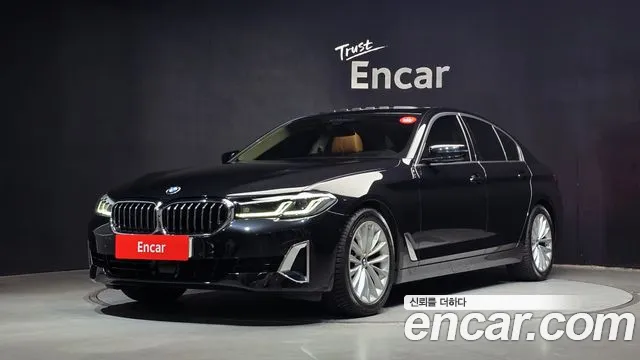 BMW 5 (G30) 520i