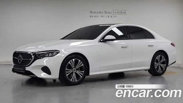 Mercedes-Benz E- W214 E200