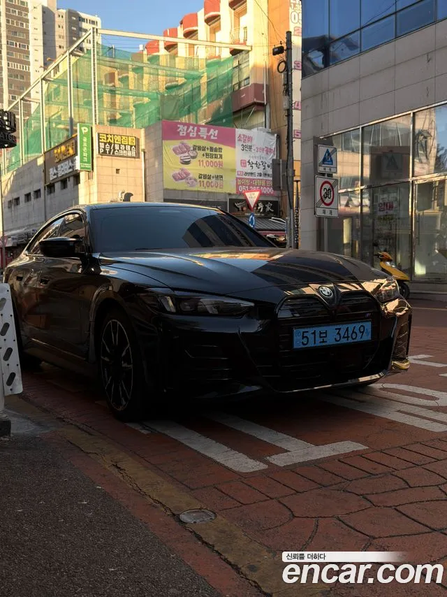BMW i4 M50