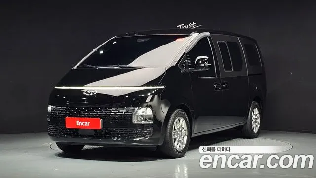 Hyundai Staria 5