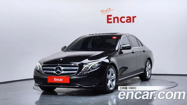Mercedes-Benz E- W213 E200