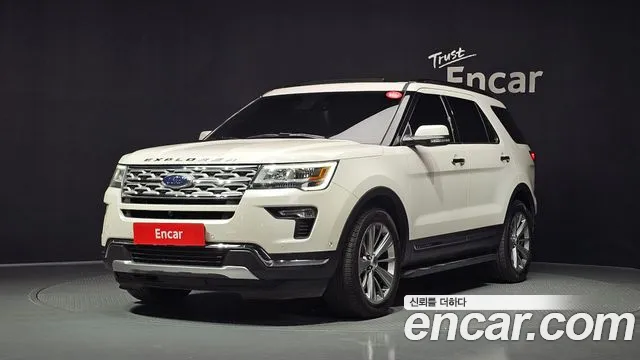 Ford Explorer 2.3 Limited 4WD 5