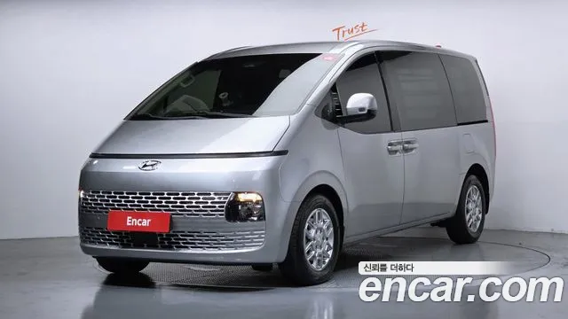 Hyundai Staria 3