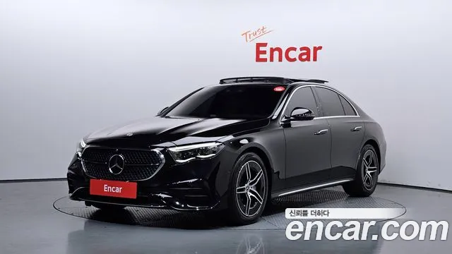 Mercedes-Benz E- W214 E300 4MATIC AMG Line