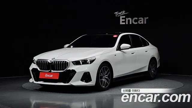 BMW 5 (G60) 520i M
