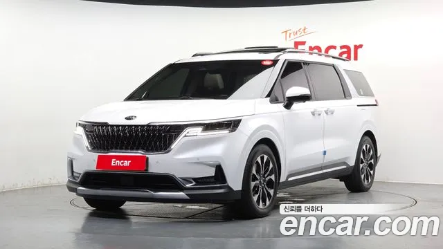 Kia Carnival 4 Gasoline 7 Signature