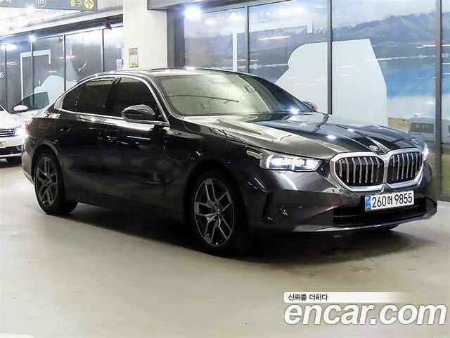 BMW 5 (G60) 520i