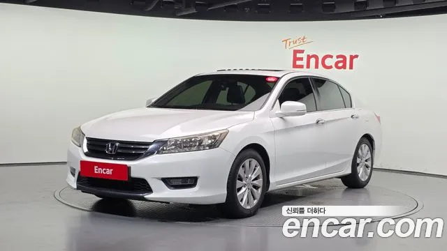 Honda Accord 2.4 9