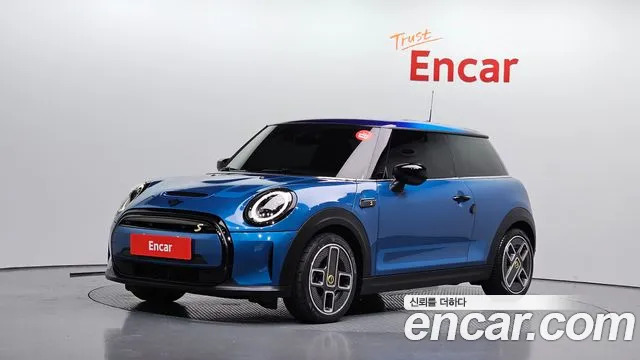 MINI Cooper ZE 3