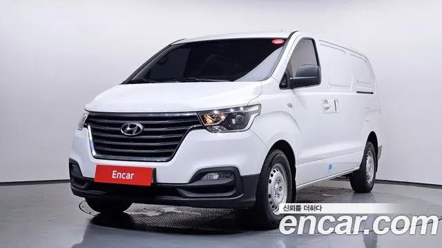 Hyundai The New Grand Starex 3