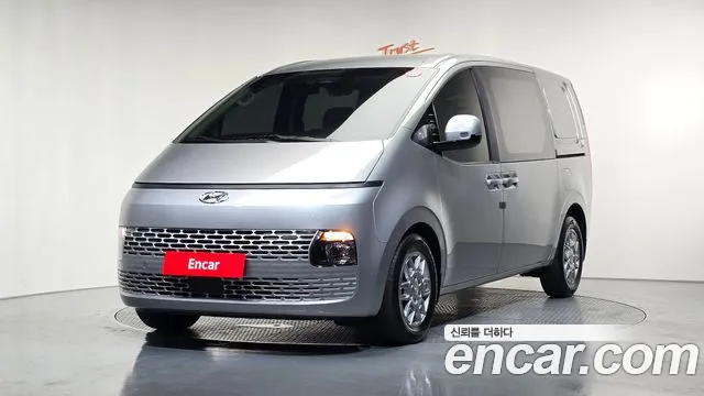 Hyundai Staria 5