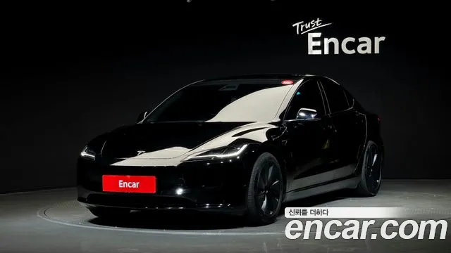 Tesla 3 AWD