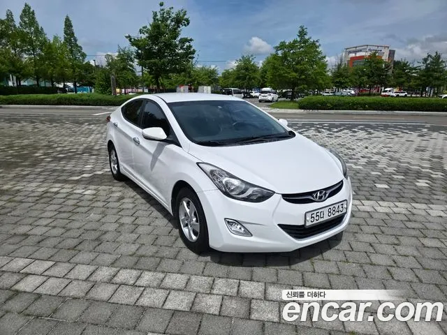 Hyundai Avante MD M16 GDI