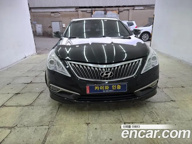 Hyundai Grandeur HG HG240