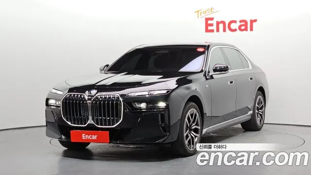 BMW 7 (G70) 740i xDrive M
