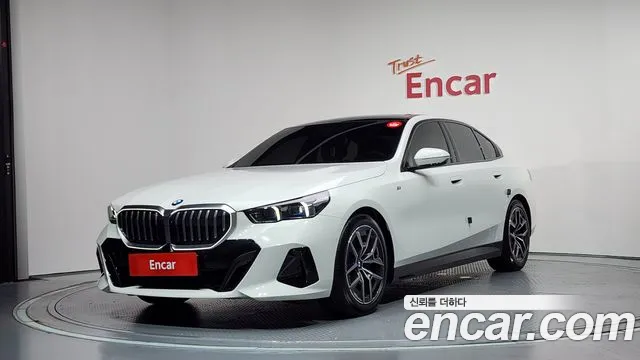 BMW 5 (G60) 520i M