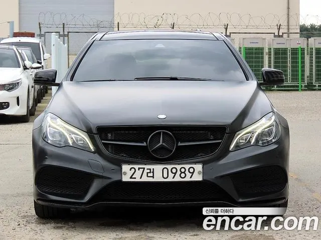 Mercedes-Benz E- W212 E400