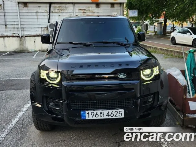 Land Rover Defender (L663) 90 D250 XS