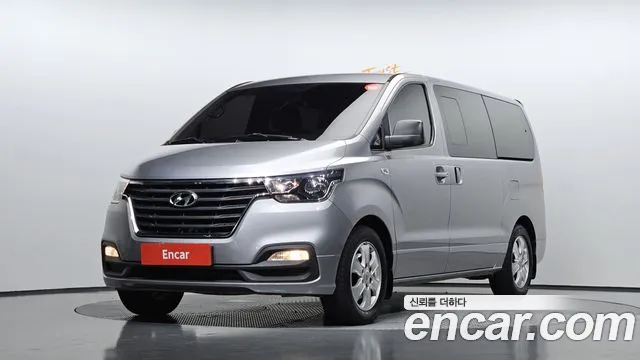 Hyundai The New Grand Starex 12