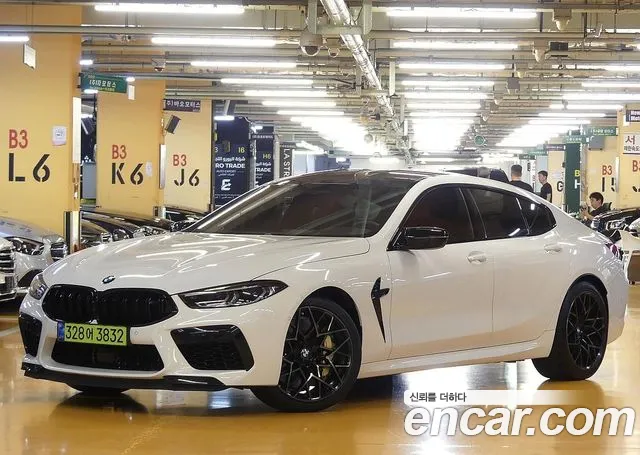 BMW M8 (G15) M8