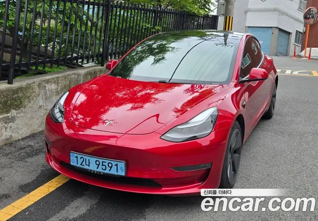 Tesla 3 RWD