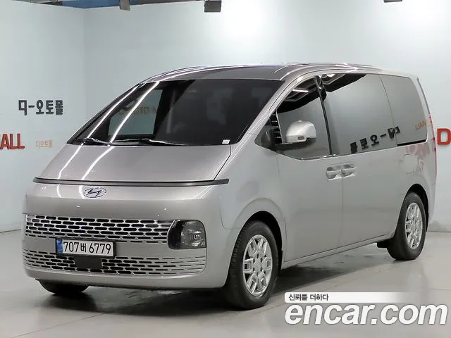 Hyundai Staria 11