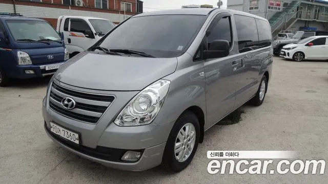Hyundai Grand Starex 3