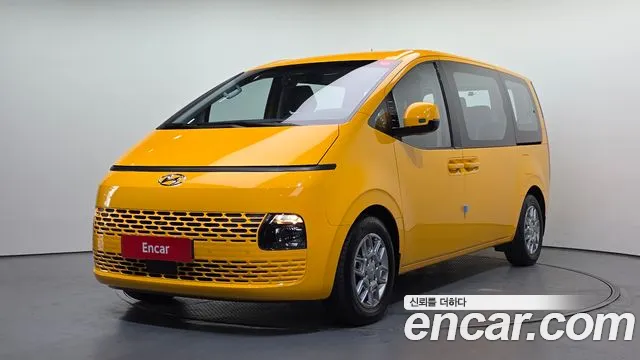 Hyundai Staria 11
