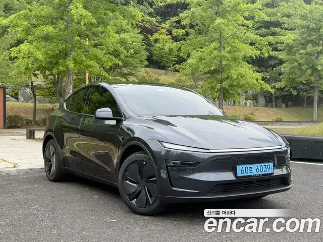 Tesla Y Premium RWD