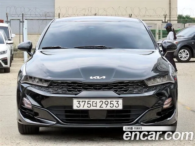 Kia K5 III 2.0 Prestige