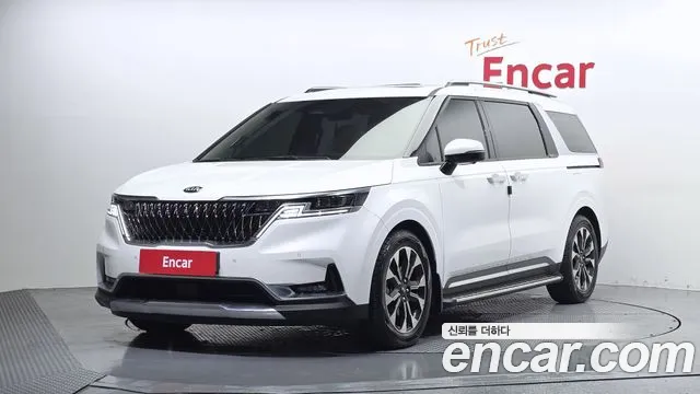 Kia Carnival 4 Gasoline 7 Signature
